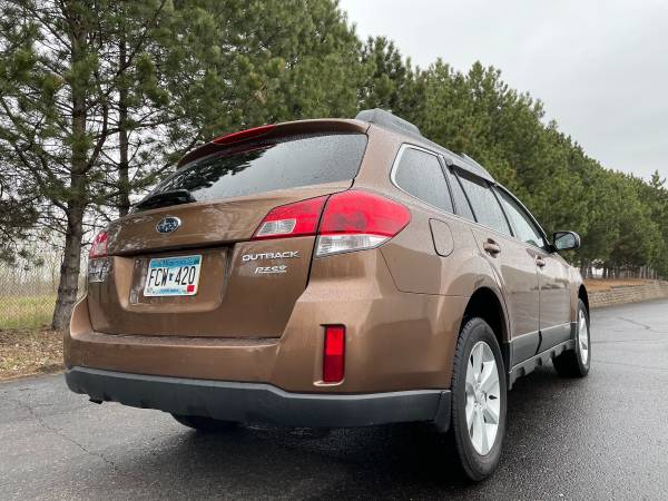 2013 SUBARU OUTBACK 2 5 PREM AWD 6 SPEED ROOF SUPER CLEAN! - cars & for sale in Minneapolis, MN – photo 7