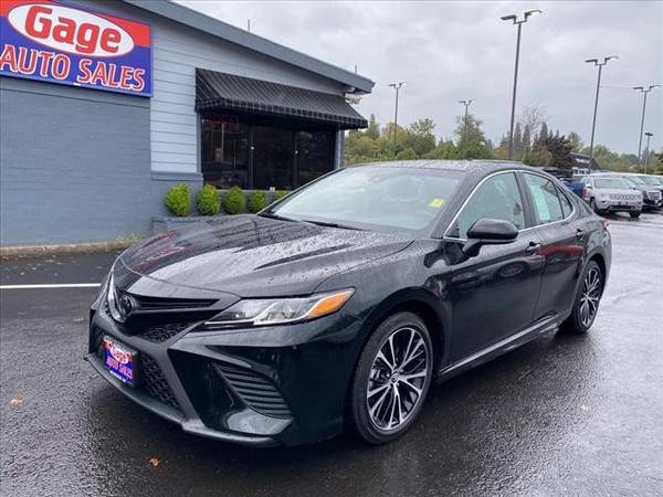 2020 Toyota Camry SE SE Sedan - cars & trucks - by dealer - vehicle... for sale in Milwaukie, OR – photo 2