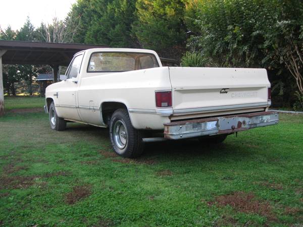 1984 Chevy C10 - cars & trucks - by owner - vehicle automotive sale for sale in Jefferson, GA – photo 3
