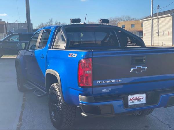 2019 Chevy Colorado - - by dealer - vehicle automotive for sale in ottumwa, IA – photo 4