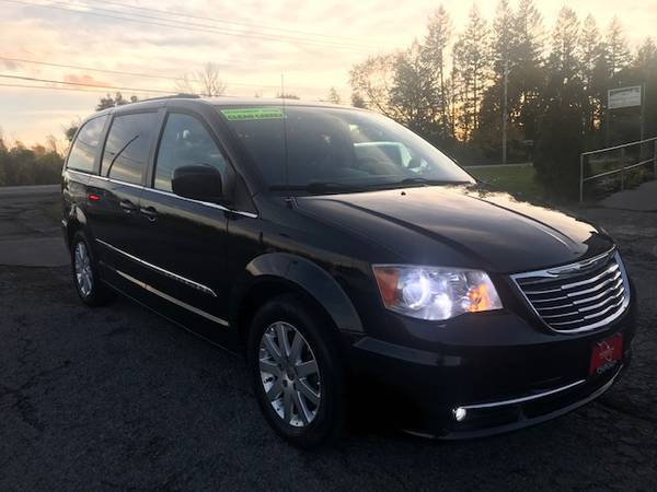 2014 Chrysler Town & Country Touring - Leather, DVD, Loaded - cars & for sale in Spencerport, NY – photo 2