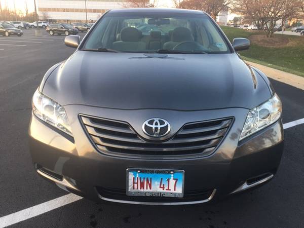 2007 TOYOTA CAMRY LE, VERY NICE - cars & trucks - by owner - vehicle... for sale in Glencoe, IL – photo 2