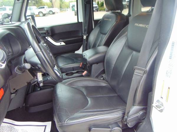 2015 Jeep Wrangler Unlimited Rubicon Hard Rock 4x4(CLEAN!) for sale in Devine, TX – photo 6