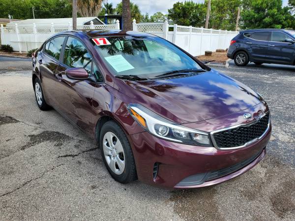 2017 KIA FORTE LX - up to 32 MPG, TOP SAFETY PICK, AFFORDABLE for sale in Fort Myers, FL – photo 3