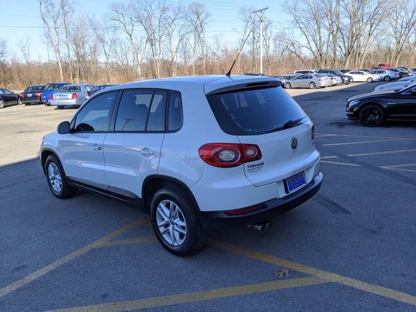 2011 VW Tiguan - cars & trucks - by dealer - vehicle automotive sale for sale in Evansdale, IA – photo 8