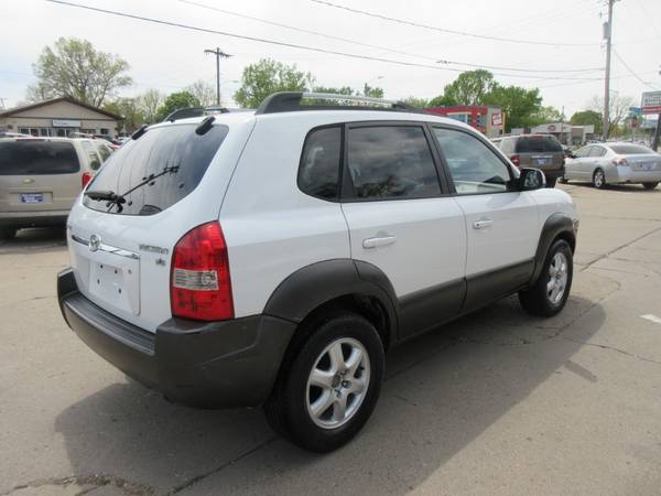 2005 Hyundai Tuscon SUV - Automatic/Wheels/1 Owner/Low Miles - 78K! for sale in Des Moines, IA – photo 6