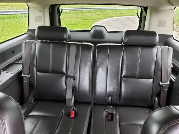 2008 Chevy Suburban LTZ Leather 3RD Row Tow Package DVD... for sale in Okeechobee, FL – photo 12