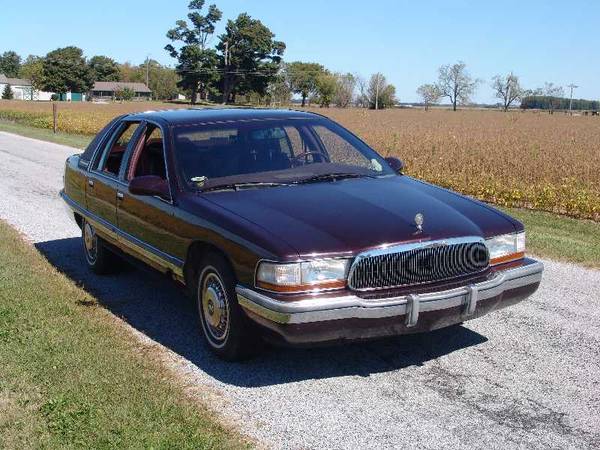 1996 Buick Roadmaster Collector Edition for sale in Monticello, IN – photo 2