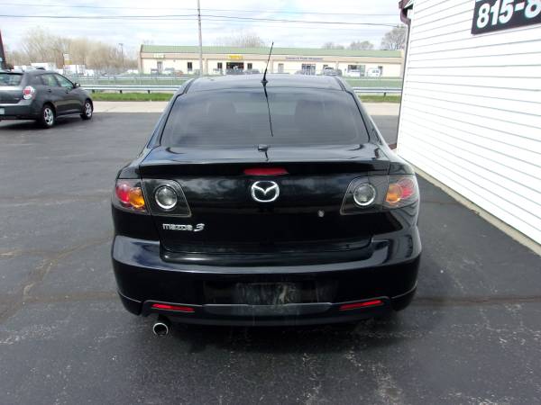 2006 Mazda 3 4DR S - sporty LQQKING ride - GAS SAVER - nice - LOADED for sale in Loves Park, IL – photo 3