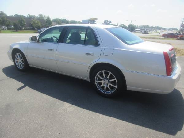 2008 CADILLAC DTS LUXURY SPORT EDTION PEARL WHITE ON TAN 84k for sale in Little Rock, AR – photo 6