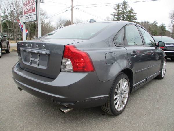 2011 Volvo S40 T5 Heated Leather Low Miles Sedan for sale in Brentwood, NH – photo 3