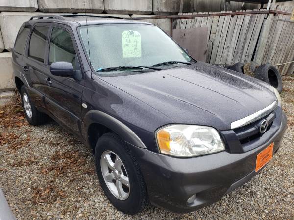 2005 Mazda Tribute - cars & trucks - by dealer - vehicle automotive... for sale in Fenton, MO – photo 2
