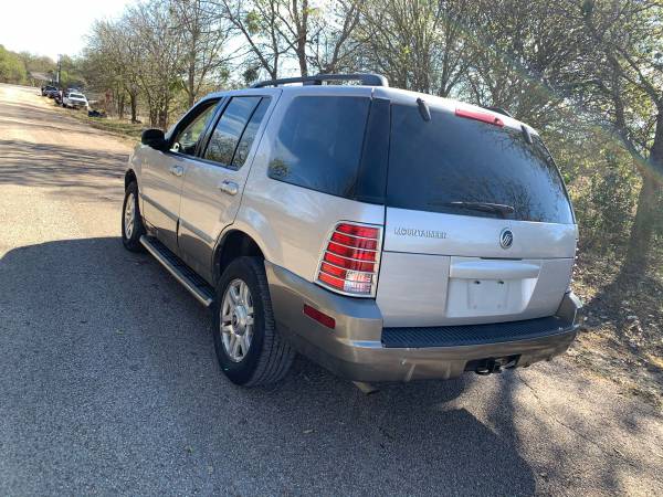 2004 mercury mountaineer - cars & trucks - by owner - vehicle... for sale in Austin, TX – photo 4