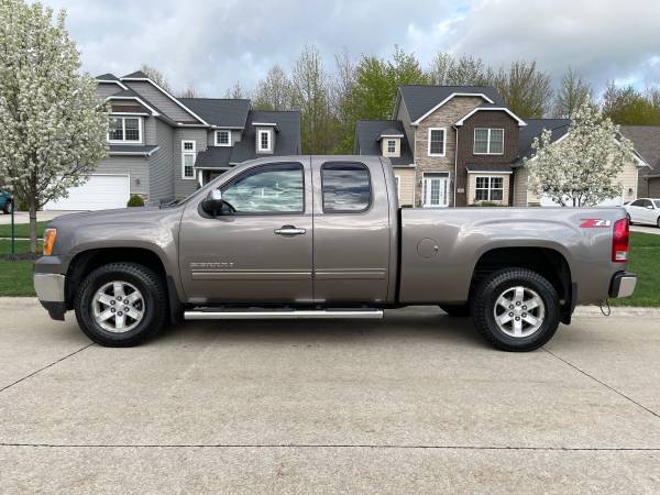 2012 GMC Sierra SLE Extended Cab 5 3 V8 2WD - - by for sale in Avon, OH – photo 2