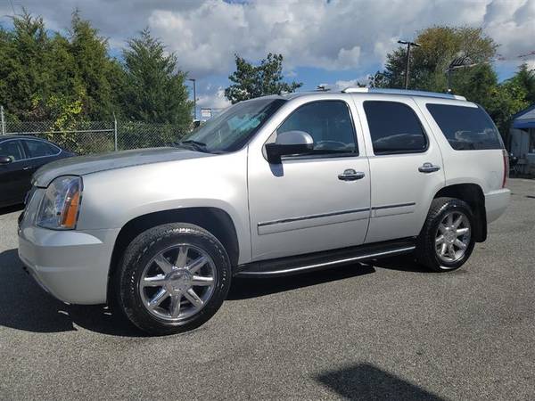 2013 GMC YUKON Denali $995 Down Payment - cars & trucks - by dealer... for sale in Temple Hills, District Of Columbia – photo 3