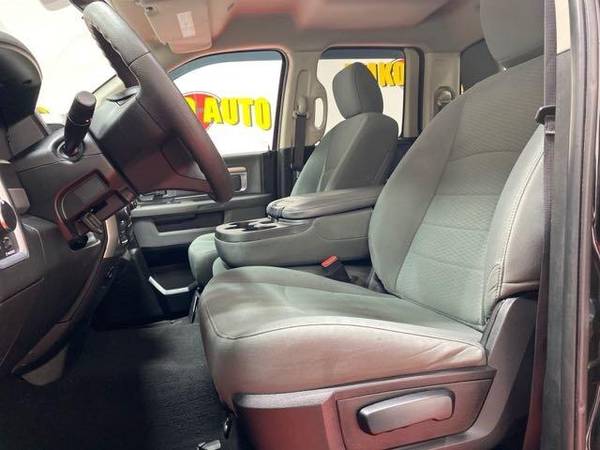 2018 Ram 1500 SLT 4x4 SLT 4dr Quad Cab 6.3 ft. SB Pickup $1500 -... for sale in Waldorf, District Of Columbia – photo 23