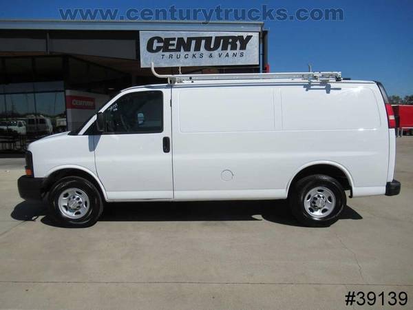 2014 Chevrolet Express 2500 CARGO Summit White *PRICED TO SELL SOON!* for sale in Grand Prairie, TX – photo 3