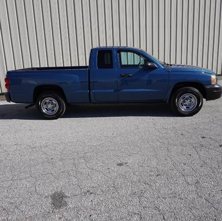 2006 Dodge Dakota ST Club Cab 2WD - cars & trucks - by dealer -... for sale in New haven, IN – photo 7