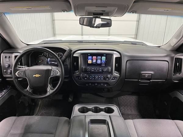 2017 Chevrolet Silverado 1500 Crew Cab - Small Town & Family Owned! for sale in Wahoo, NE – photo 9