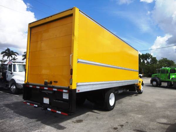 2017 International 4300 26FT DRY BOX TRUCK CARGO - cars & for sale in Pompano Beach, TX – photo 3