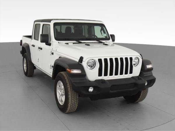 2020 Jeep Gladiator Sport Pickup 4D 5 ft pickup White - FINANCE... for sale in South El Monte, CA – photo 16
