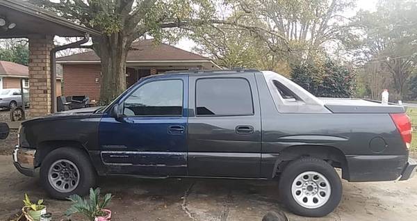 2004 chevy avalanche 1500 - cars & trucks - by owner - vehicle... for sale in Experiment, GA – photo 3