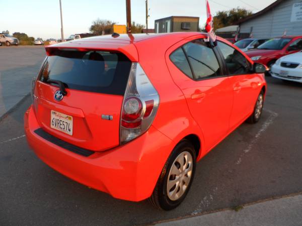 2012 Toyota Prius C Hatchback for sale in Brentwood, CA – photo 4