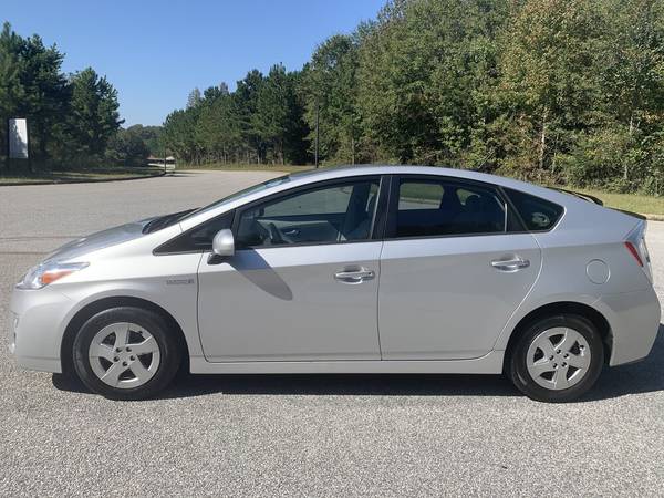 2010 Toyota Prius - cars & trucks - by dealer - vehicle automotive... for sale in Newnan, GA – photo 2