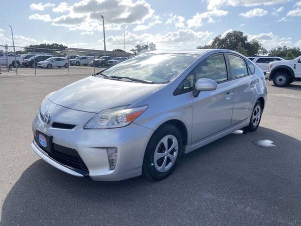 2014 Toyota Prius Three - cars & trucks - by dealer - vehicle... for sale in Sarasota, FL – photo 5