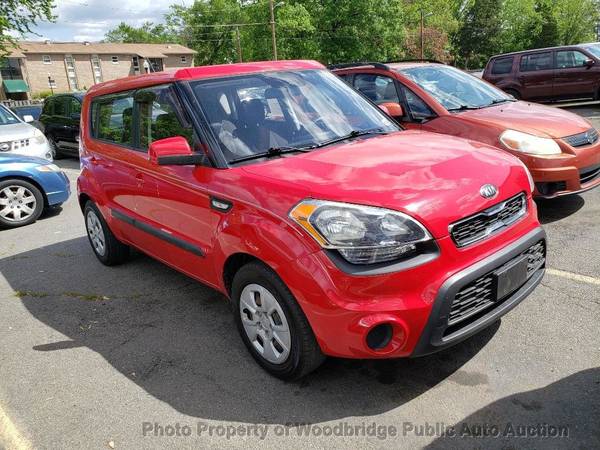 2013 Kia Soul 5dr Wagon Manual Red - - by dealer for sale in Woodbridge, District Of Columbia – photo 2