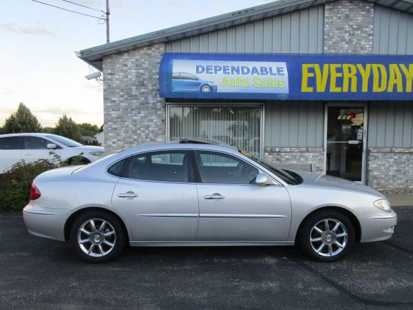 2005 BUICK LACROSSE CXS - ONE OWNER, LEATHER, MOONROOF, SUPER NICE!! for sale in Appleton, WI – photo 2