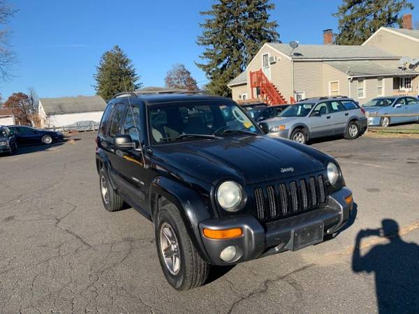 2004 Jeep Liberty 4dr Sport 4WD - cars & trucks - by dealer -... for sale in East Windsor, CT – photo 2