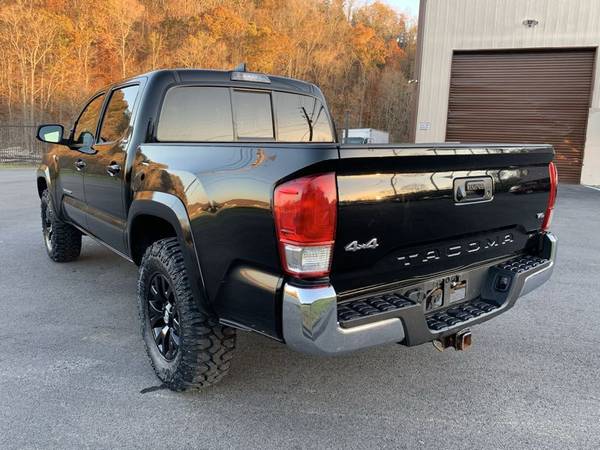 2017 TOYOTA TACOMA SR5* 4X4 * 1 OWNER * Towing Pkg * Brand New Tires... for sale in Sevierville, TN – photo 6