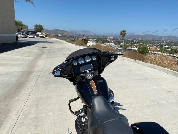 2015 Harley Davidson Street Glide , only 4, 500 miles for sale in El Cajon, CA – photo 5
