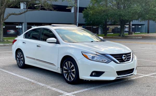 2016 Nissan Altima SL Fully Loaded Low 38k Mile - cars & trucks - by... for sale in Houston, TX – photo 2