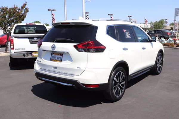 2020 Nissan Rogue SL hatchback Pearl White Tricoat for sale in Antioch, CA – photo 5