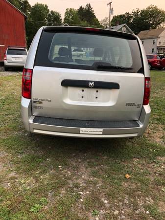 2010 Dodge Grand Caravan - cars & trucks - by owner - vehicle... for sale in Manchester, CT – photo 3