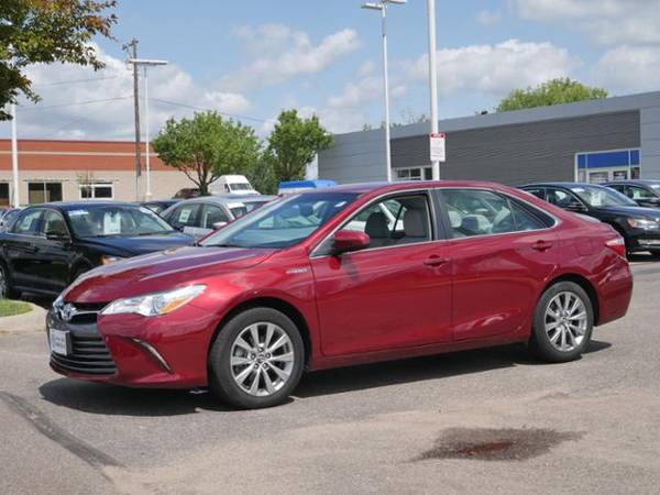 2017 Toyota Camry Hybrid XLE for sale in Inver Grove Heights, MN – photo 4