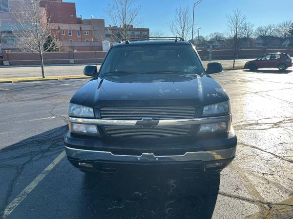 2005 CHEVROLET AVALANCHE - cars & trucks - by dealer - vehicle... for sale in Kenosha, WI – photo 3