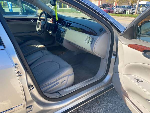 2008 Buick Lucerne CXL - cars & trucks - by dealer - vehicle... for sale in Fort Atkinson, WI – photo 8
