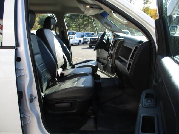 2015 RAM 5500 CREW CAB FLAT BED, 4X4 DIESEL, GOOSENECK - cars & for sale in south amboy, AL – photo 12
