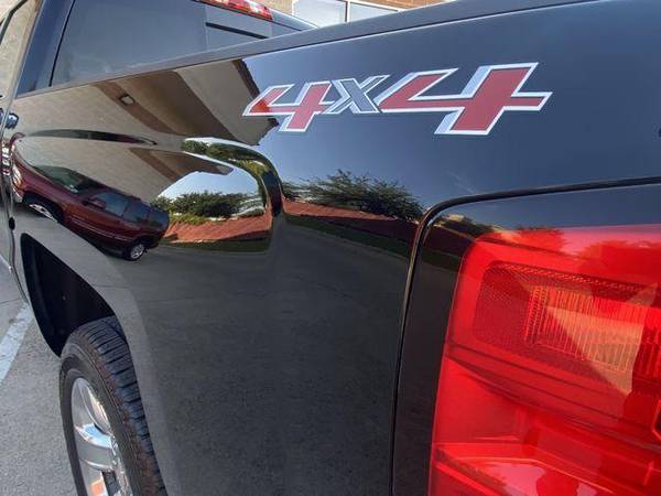2015 Chevrolet Chevy Silverado 1500 Crew Cab Z71 LTZ Pickup 4D 5 3/4 for sale in Arlington, TX – photo 24