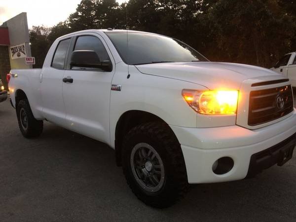 2011 Toyota Tundra Grade 4x4 4dr Double Cab Pickup SB (5.7L V8) < for sale in Hyannis, RI – photo 2