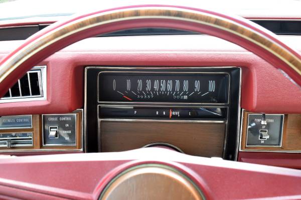 1975 Cadillac Deville EL Deora Edition SUPER FLY Low Miles SHOW CAR for sale in Miami, NY – photo 16