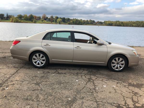 2007 Toyota Avalon - cars & trucks - by owner - vehicle automotive... for sale in West Hartford, CT – photo 3