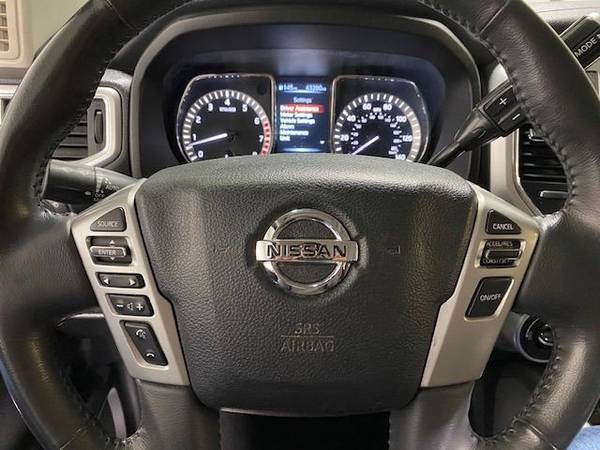 2017 Nissan Titan Crew Cab - Small Town & Family Owned! Excellent... for sale in Wahoo, NE – photo 14