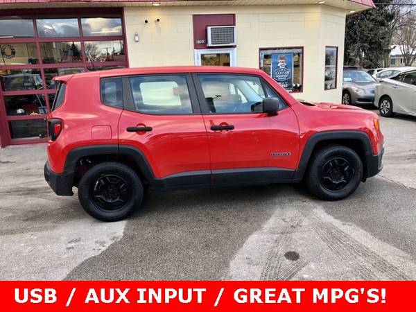 2015 Jeep Renegade Sport - - by dealer - vehicle for sale in West Allis, WI – photo 18