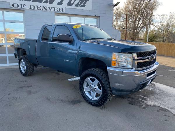 2011 Chevrolet Silverado 2500HD 137K 4WD 2 Lift for sale in Englewood, CO – photo 2