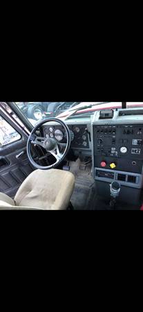 For Sale 1999 Mack CH600 / 3 Axles / Heavy Duty Truck for sale in Zion, IL – photo 13