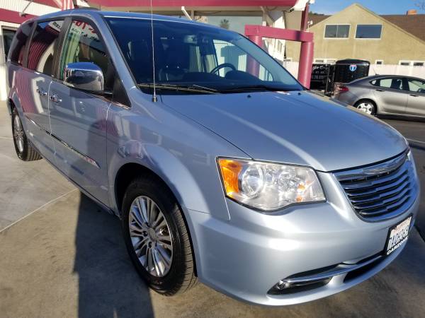 //2013 Chrysler Town and Country//1-Owner//New Tires//DVD//Must See// for sale in Marysville, CA – photo 3